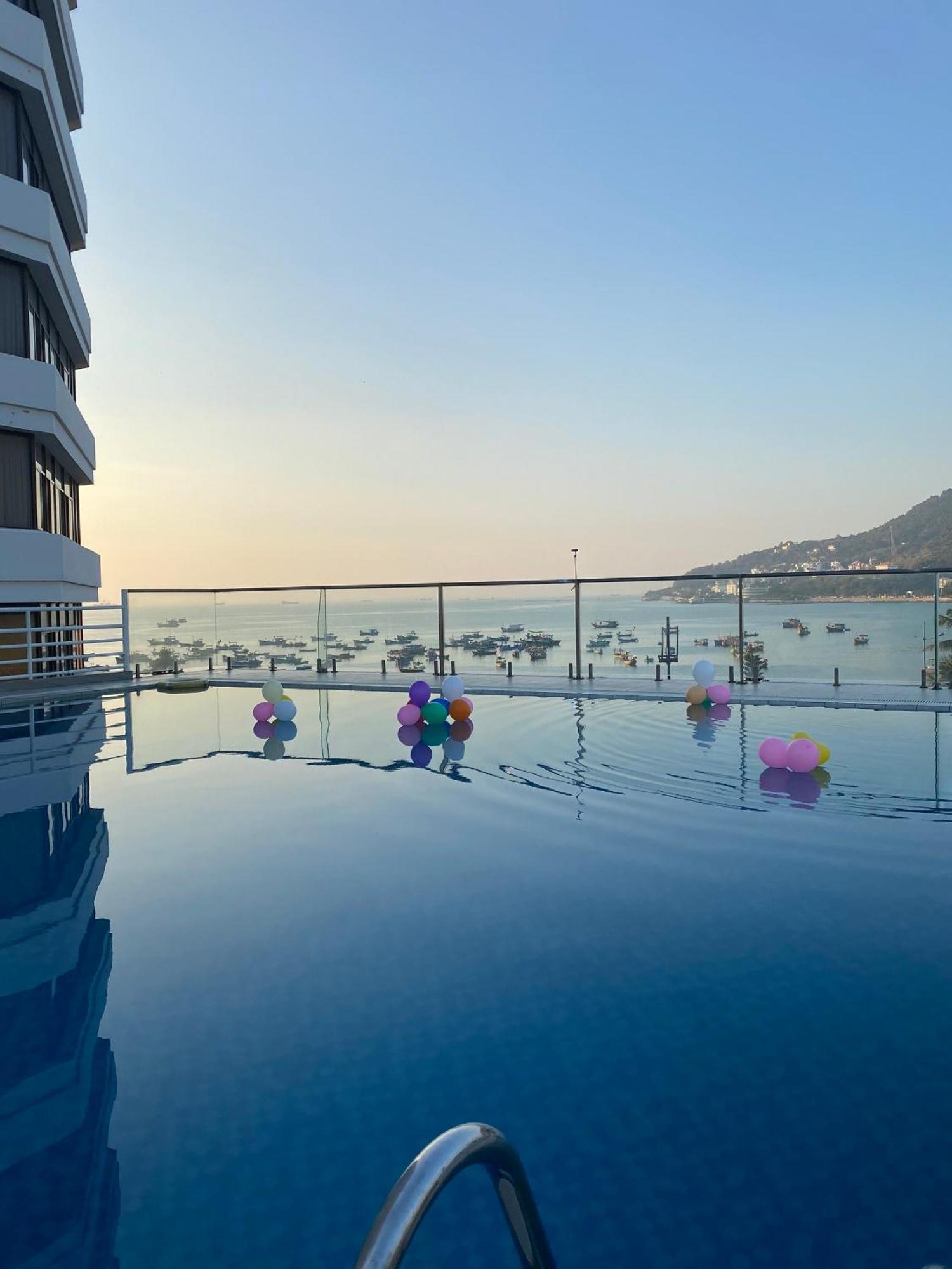 Vung Tau P&T Hotel Extérieur photo