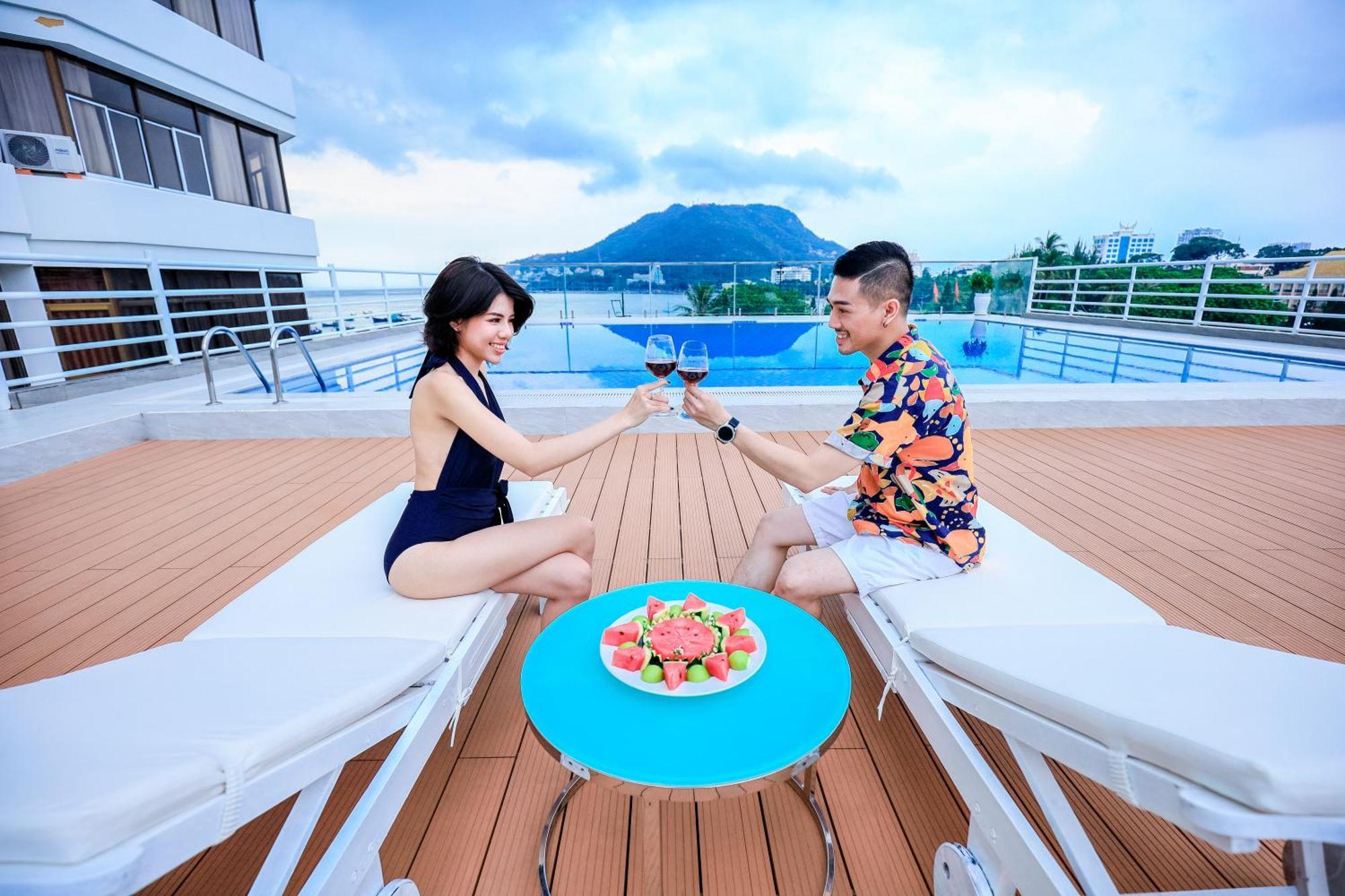 Vung Tau P&T Hotel Extérieur photo
