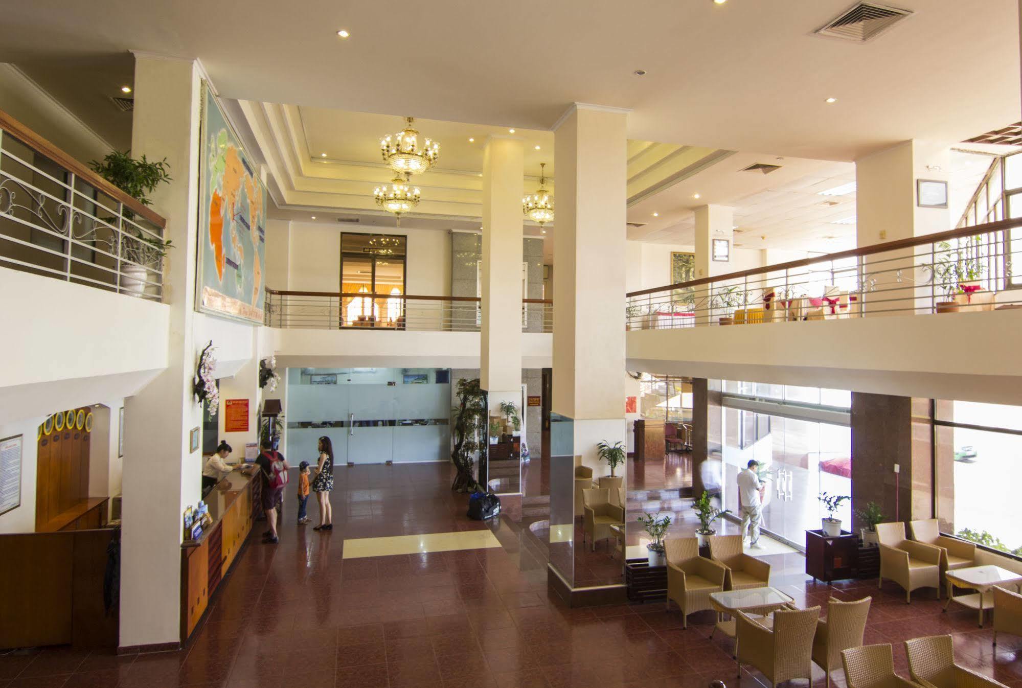 Vung Tau P&T Hotel Extérieur photo